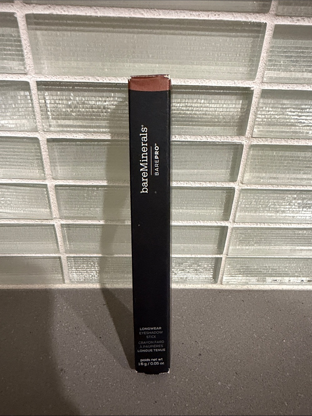 Eyeshadow stick